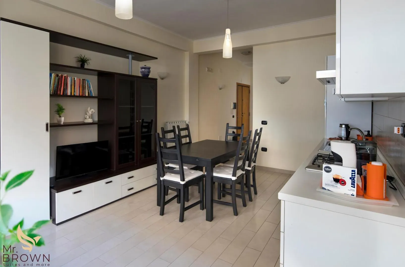 Mr Brown Home And Suites Rome Guest house