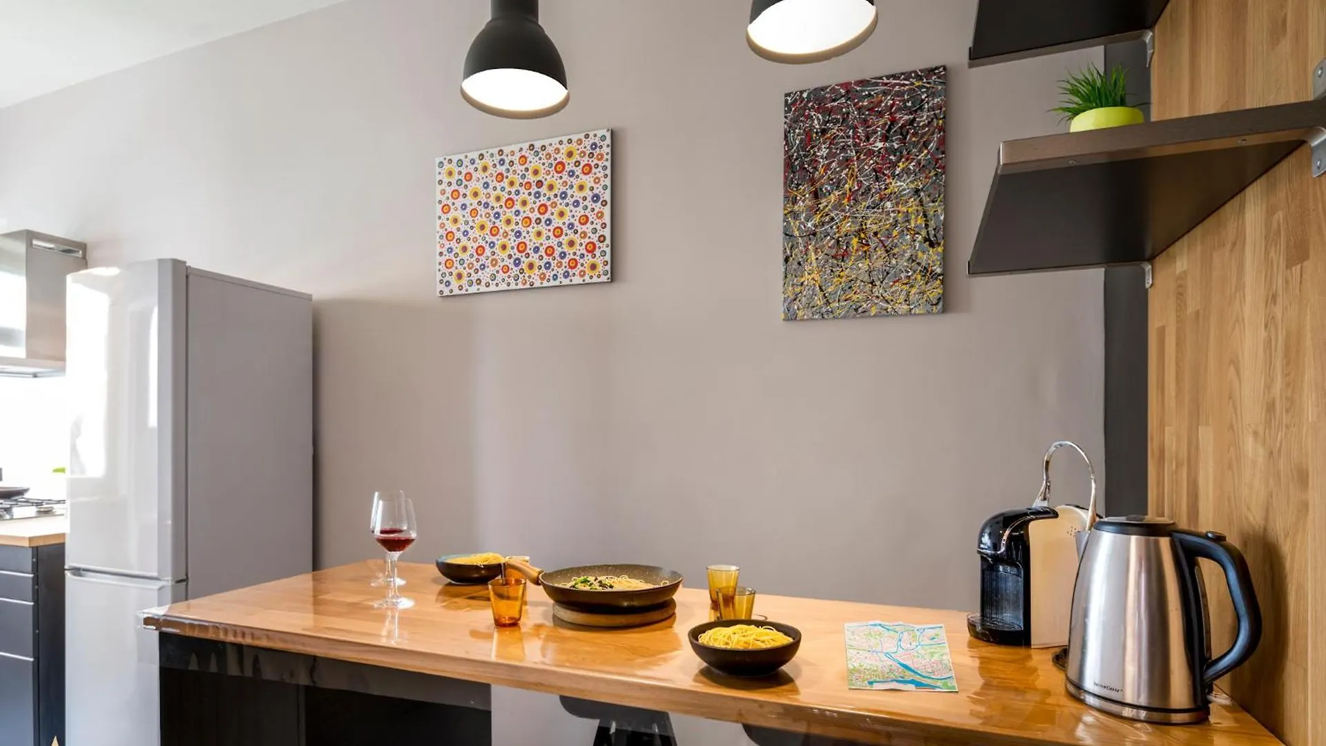 *** Guest house Mr Brown Home And Suites Rome Italy