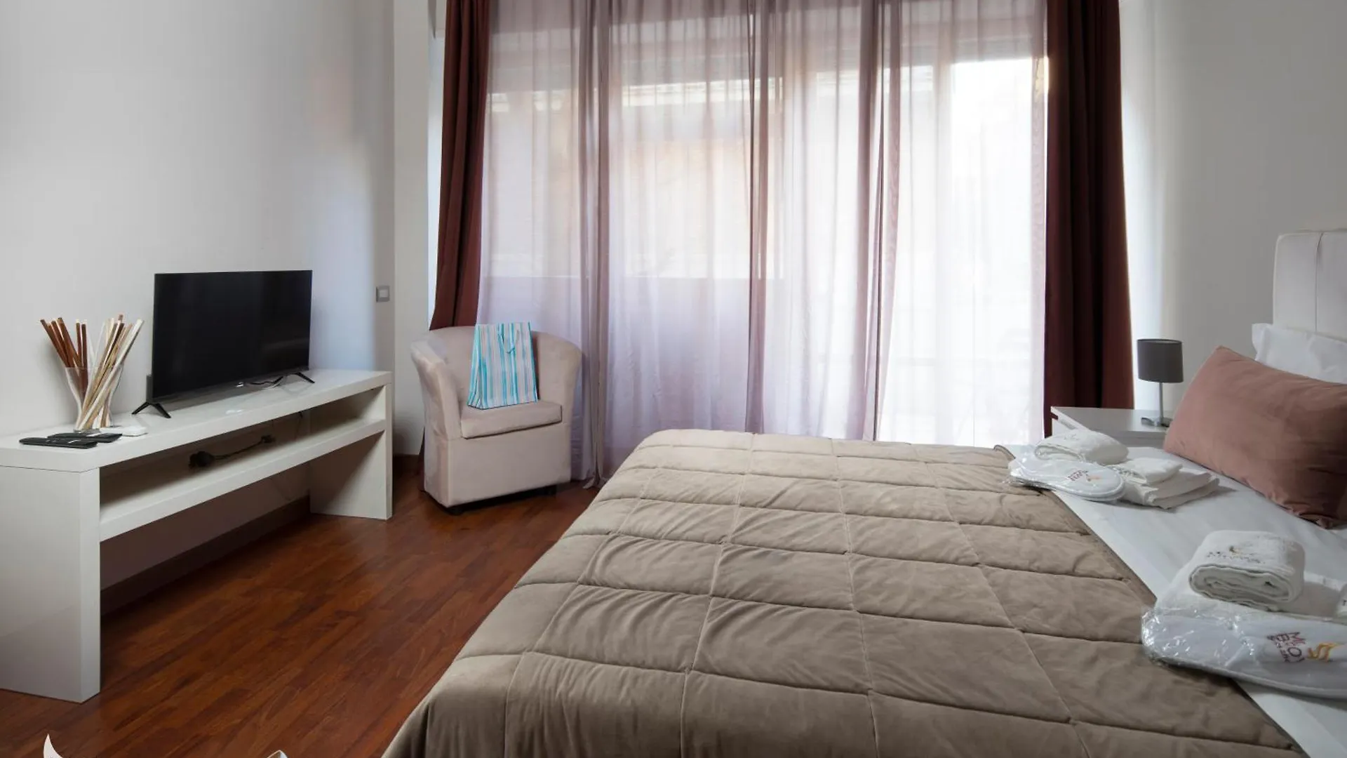 Mr Brown Home And Suites Roma