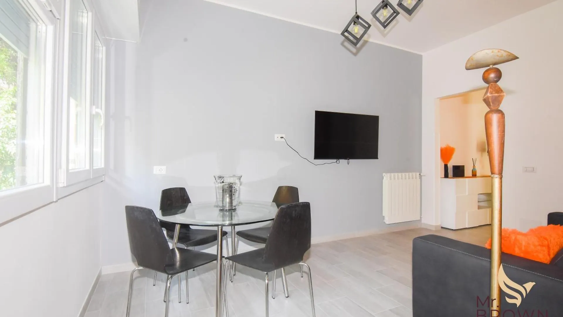 Mr Brown Home And Suites Roma