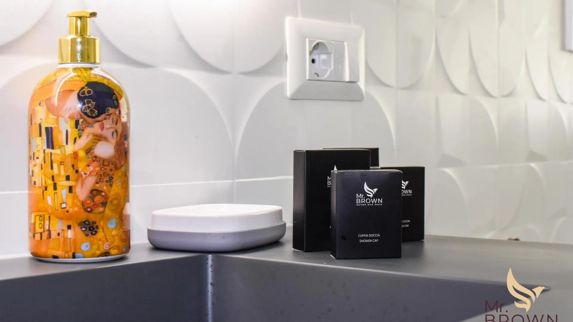 Mr Brown Home And Suites Roma