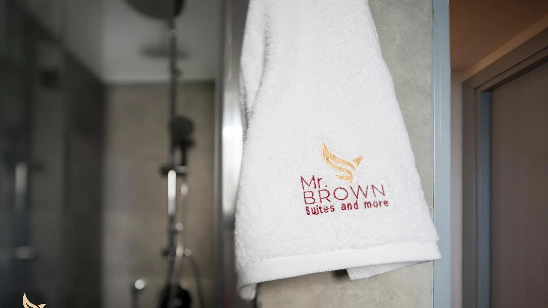 Mr Brown Home And Suites Roma